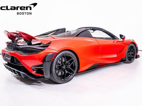 Used 2022 McLaren 765LT image 7