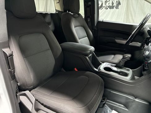 Used 2022 Chevrolet Colorado LT w/ Fleet Safety Package image 9