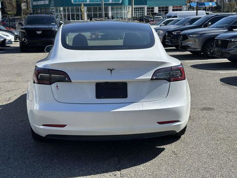 Used 2023 Tesla Model 3 Standard Range RWD image 4