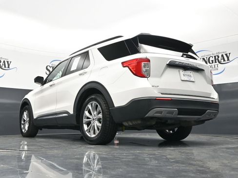 Used 2021 Ford Explorer XLT w/ Equipment Group 202A RWD image 24