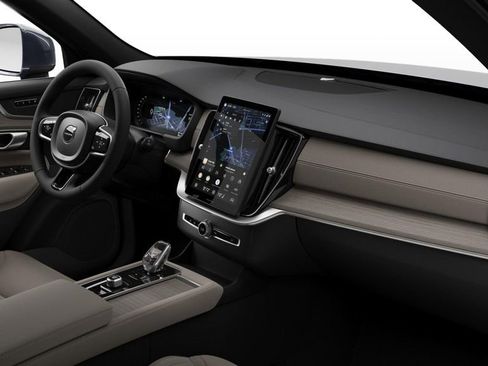 New 2026 Volvo XC90 T8 Plus image 5
