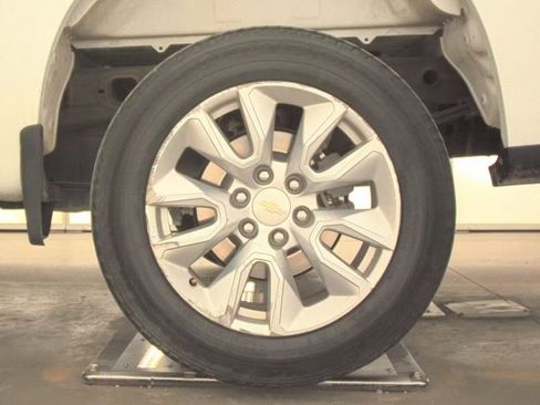 Used 2022 Chevrolet Silverado 1500 Custom w/ LPO, Blackout Package image 25