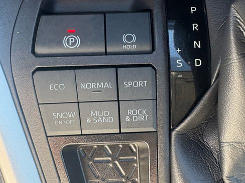 Used 2024 Toyota RAV4 XLE image 19