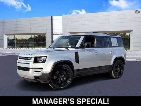 Used 2023 Land Rover Defender 110 SE image 1