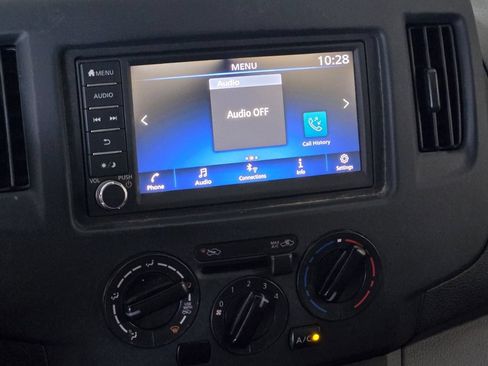 Used 2021 Nissan NV200 S FWD image 20