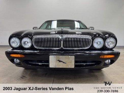 Used 2003 Jaguar XJ8 L RWD image 16