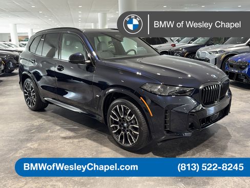 New 2026 BMW X5 xDrive40i w/ M Sport Package image 1