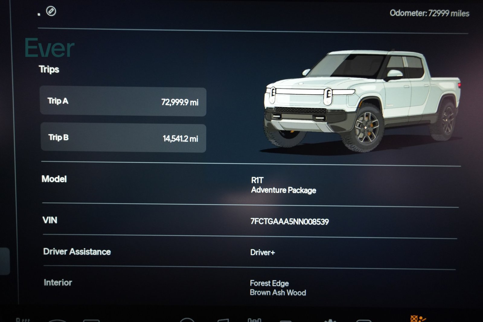 Used 2022 Rivian R1T Adventure AWD/4WD image 7