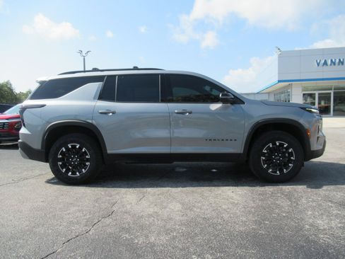 Used 2026 Chevrolet Traverse Z71 AWD/4WD image 5