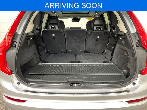 Used 2022 Volvo XC90 T6 Momentum w/ Advanced Package image 26