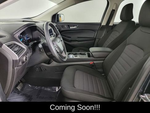 Used 2023 Ford Edge SE w/ Black Appearance Package image 13