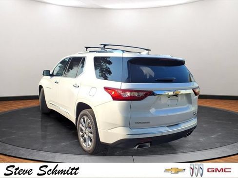 Certified 2018 Chevrolet Traverse Premier w/ Driver Confidence II Package FWD image 3