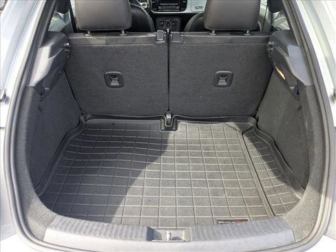 Used 2014 Volkswagen Beetle 2.5 image 6
