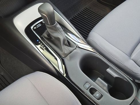 Used 2024 Toyota Corolla SE image 27