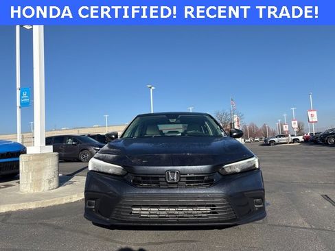 Used 2023 Honda Civic EX image 3
