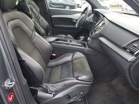 Used 2016 Volvo XC90 T6 R-Design w/ Vision Package image 31