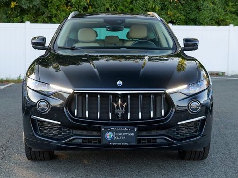 Used 2022 Maserati Levante GT image 2