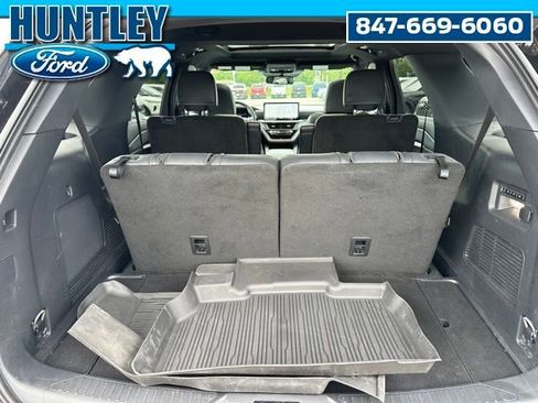 Used 2025 Ford Explorer ST-Line w/ Premium Package AWD/4WD image 12