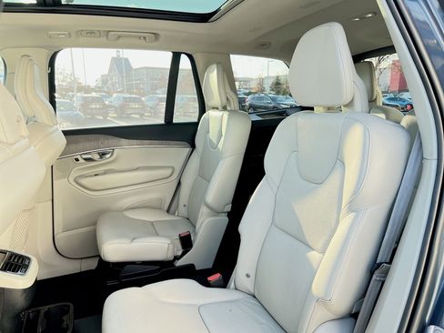 Certified 2023 Volvo XC90 B6 Plus w/ Protection Package Premier image 24