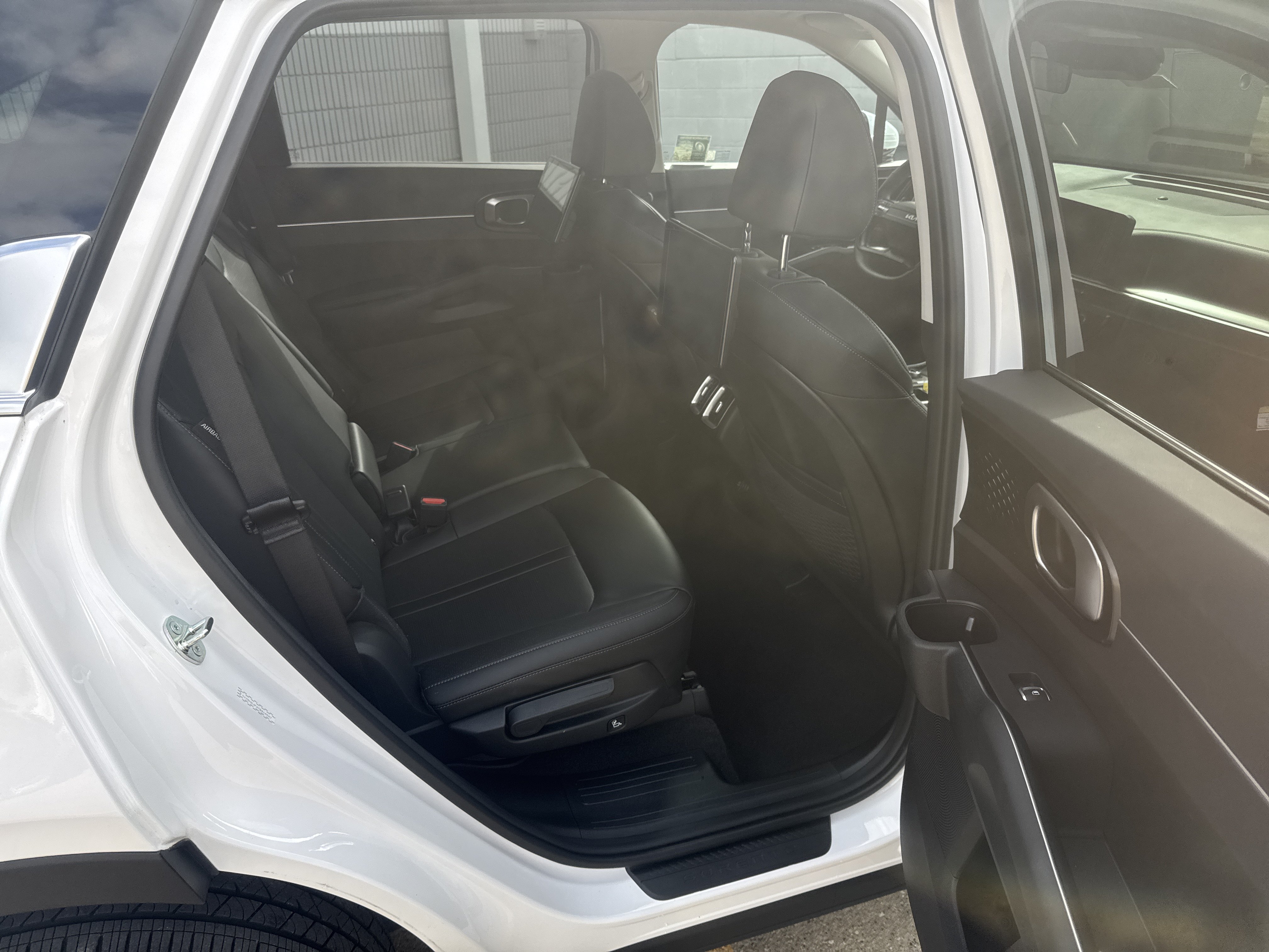 Used 2026 Kia Sorento EX AWD/4WD image 9