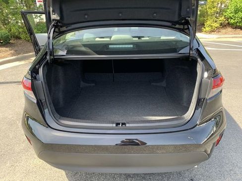 Used 2026 Toyota Corolla LE FWD image 32
