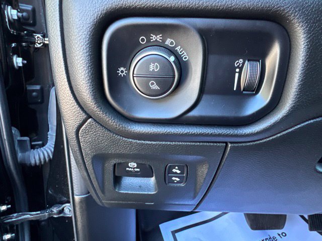 Used 2023 RAM 1500 Big Horn AWD/4WD image 16