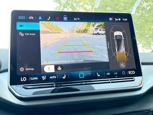 New 2026 Volkswagen ID.4 Pro RWD image 18