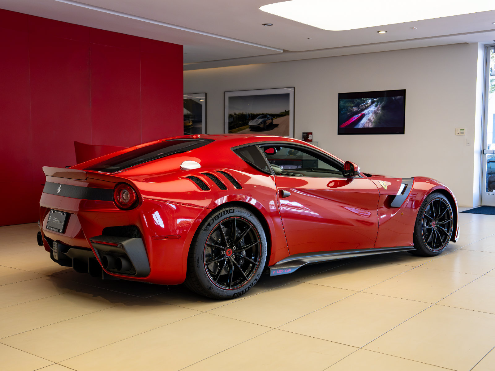 Used 2017 Ferrari F12tdf RWD image 6