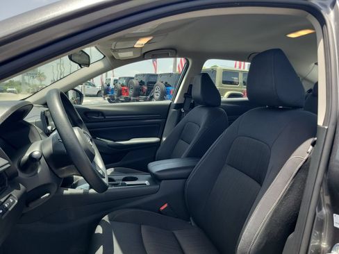 Used 2023 Nissan Altima 2.5 S FWD image 20