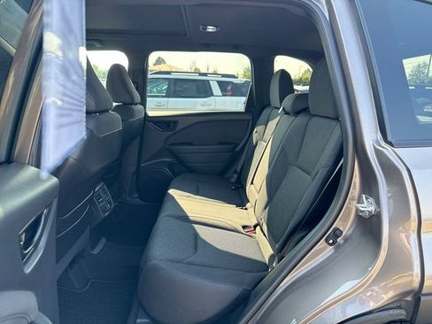 Used 2025 Subaru Forester Premium AWD/4WD image 13