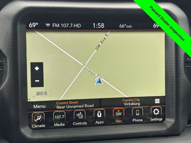 Used 2022 Jeep Wrangler Unlimited Rubicon 4xe w/ Cold Weather Group AWD/4WD image 16