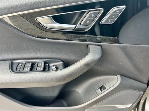 Used 2017 Audi Q7 3.0T Prestige image 21