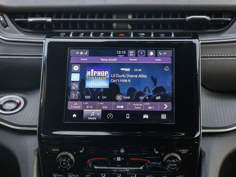 New 2025 Jeep Grand Cherokee L Altitude image 15