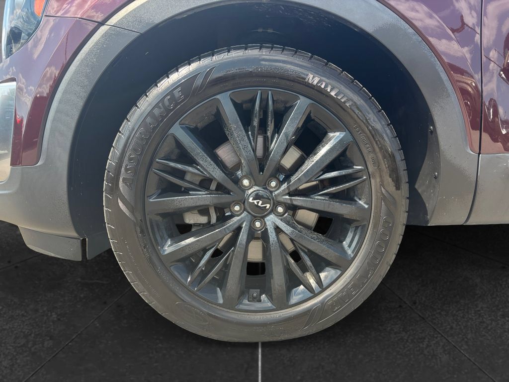 Used 2022 Kia Telluride SX FWD image 9