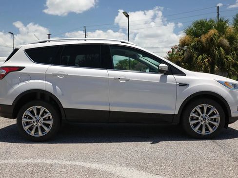Used 2017 Ford Escape Titanium AWD/4WD image 8