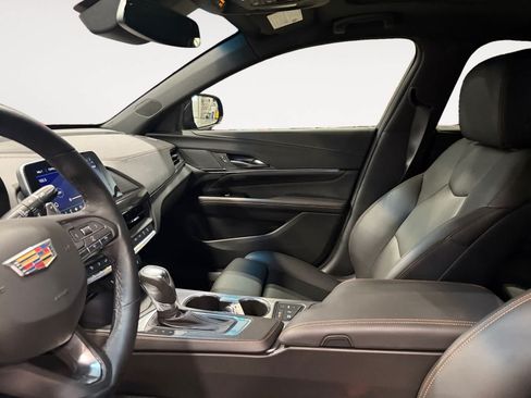 Used 2025 Cadillac CT4 Sport RWD image 10
