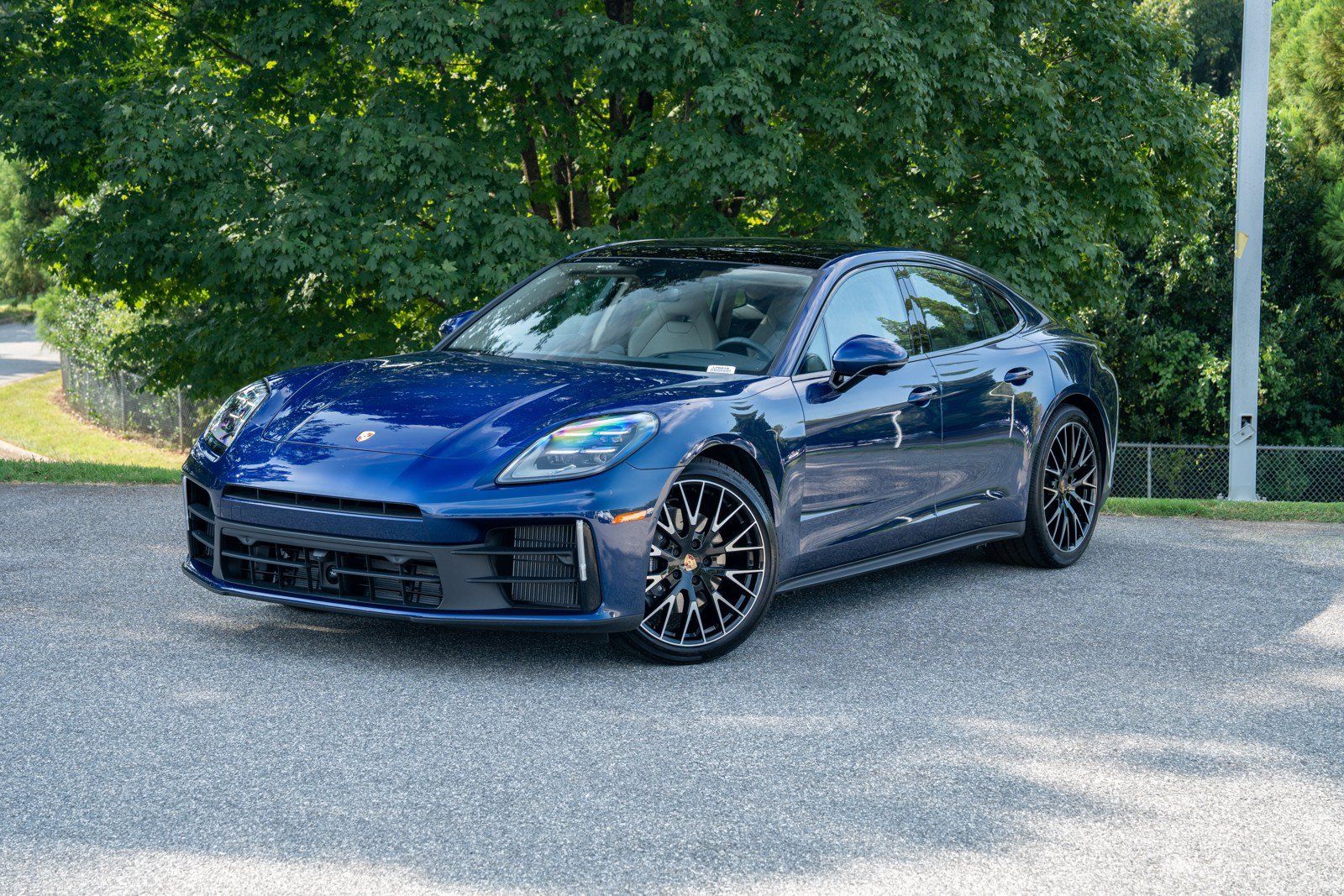 Certified 2026 Porsche Panamera 4 AWD/4WD image 1