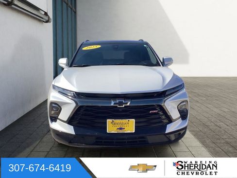 Used 2025 Chevrolet Blazer RS w/ Driver Confidence II Package AWD/4WD image 2