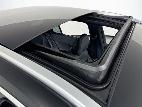 Certified 2026 Mercedes-Benz GLC 300 image 21