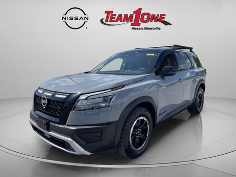 Used 2023 Nissan Pathfinder Rock Creek AWD/4WD image 4