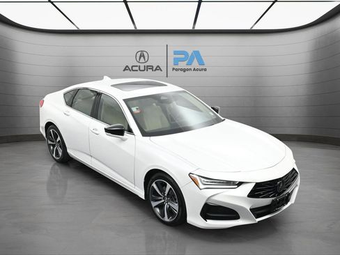 Certified 2025 Acura TLX w/ Technology Package image 30