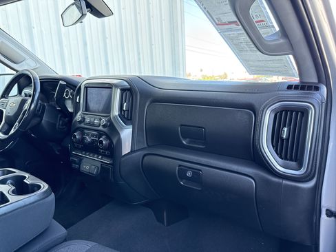 Used 2021 Chevrolet Silverado 1500 LT image 41