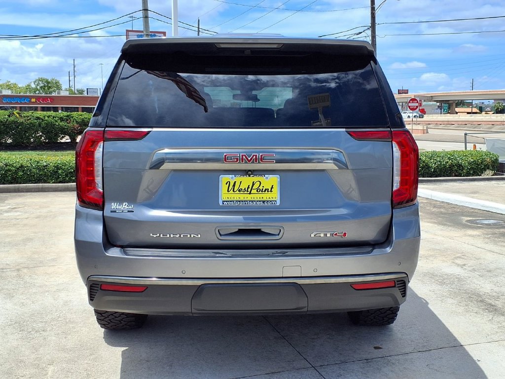 Used 2021 GMC Yukon AT4 w/ LPO, Illumination Package AWD/4WD image 5