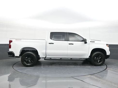 New 2026 Chevrolet Silverado 1500 Custom Trail Boss w/ LPO, Dark Essentials Package AWD/4WD image 12