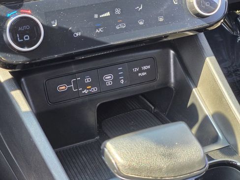 Used 2025 Hyundai Tucson SEL AWD/4WD image 37