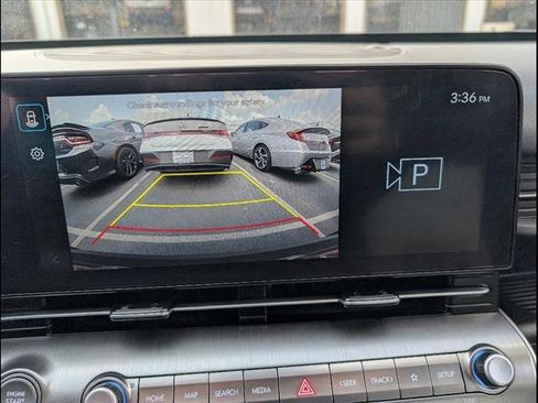 Used 2025 Hyundai Kona SEL image 11