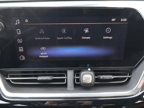 Used 2025 Chevrolet Trax RS w/ Driver Confidence Package image 26