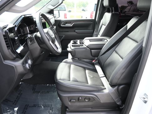 Used 2025 GMC Sierra 1500 SLT RWD image 13