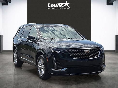 Used 2024 Cadillac XT6 Luxury w/ LPO, Floor Liner Package AWD/4WD image 6