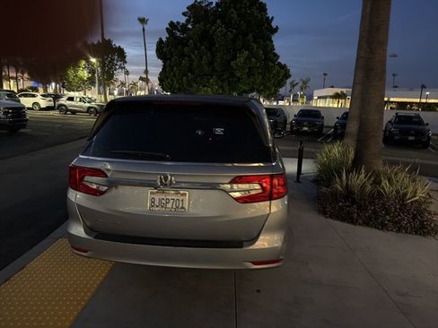 Used 2019 Honda Odyssey EX image 16